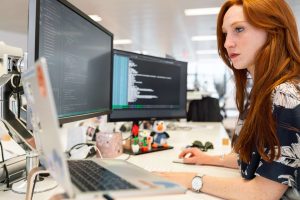 Read more about the article Women in Web Design: How To Achieve Success